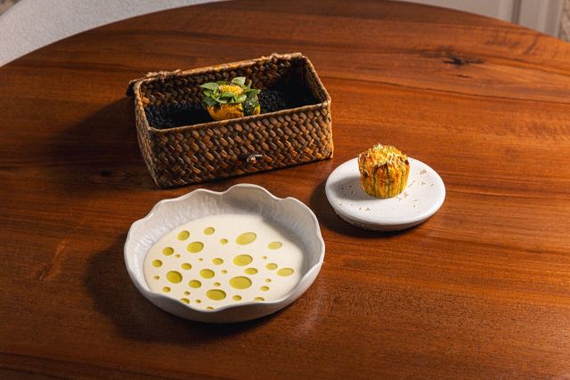 Ju - Maison de cuisine · Restaurant Gastronomique Bonnieux (84) Table été 2026